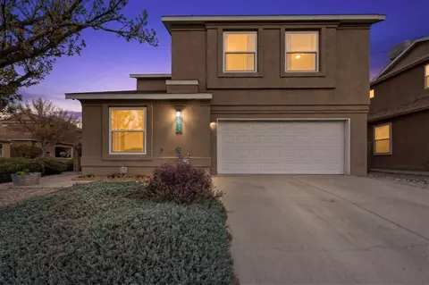 8632 Alta Loma Ln NE, Albuquerque, NM 87113