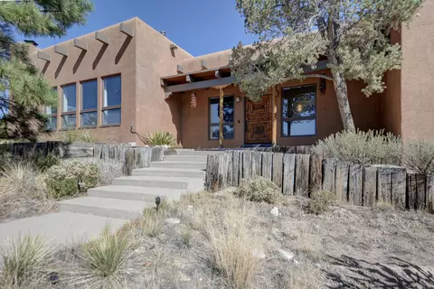 1219 Rockrose Rd NE, Albuquerque, NM 87122