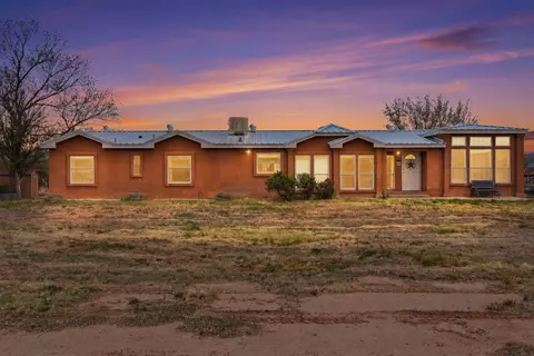 22 Jerome Rd, Los Lunas, NM 87031