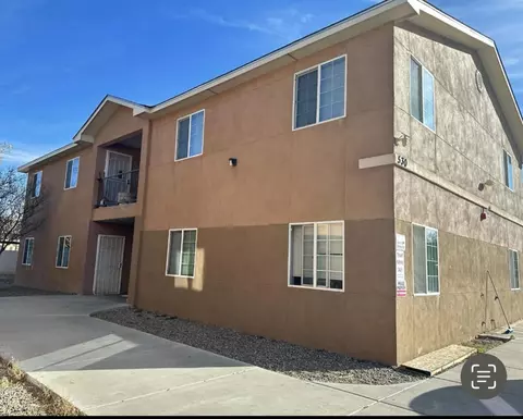 530 Alvarado Dr SE, Albuquerque, NM 87108