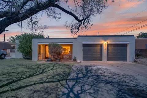 4215 Roma Ave NE, Albuquerque, NM 87108