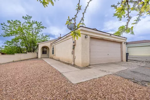 1800 Ira Dr NE, Rio Rancho, NM 87144