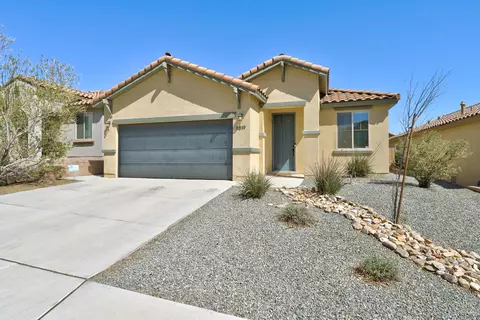 8819 Jet Stream Rd NW, Albuquerque, NM 87120