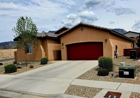 8112 Ronan Ct NE, Albuquerque, NM 87122