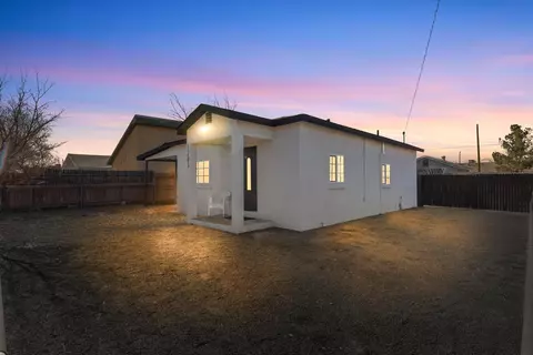1201 High St SE, Albuquerque, NM 87102