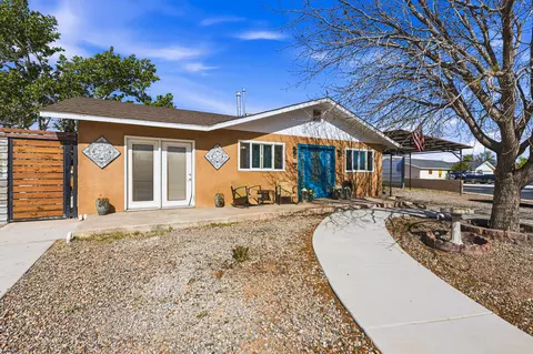 619 Edith Dr, Belen, NM 87002