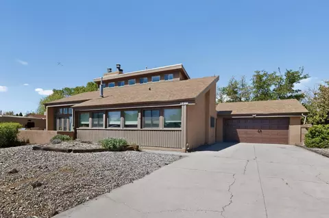 9417 Admiral Lowell Ave NE, Albuquerque, NM 87111