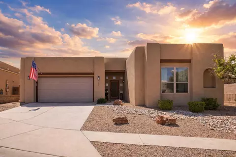 7424 Enchanted Sky Ln NE, Albuquerque, NM 87113