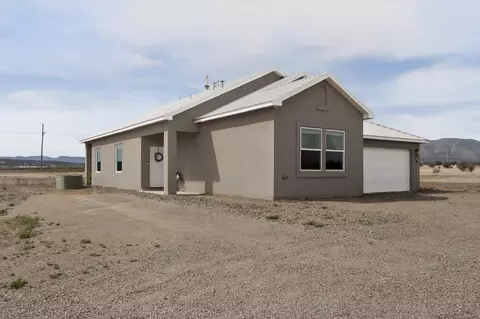 10 El Cielo Azul Cir, Edgewood, NM 87015