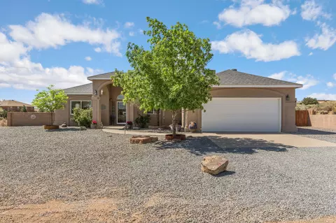 6908 Chapingo Rd NE, Rio Rancho, NM 87144