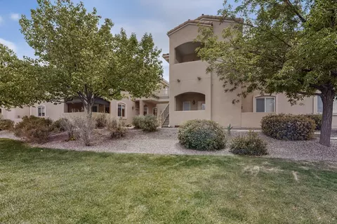 6800 Vista Del Norte Rd NE #913, Albuquerque, NM 87113