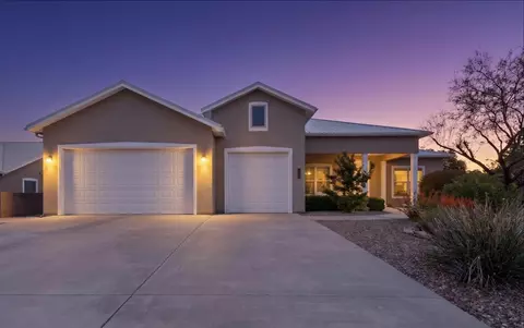 505 Accipitrine Ct SE, Albuquerque, NM 87123