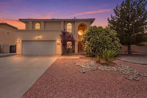 3920 Augusta Dr SE, Albuquerque, NM 87124