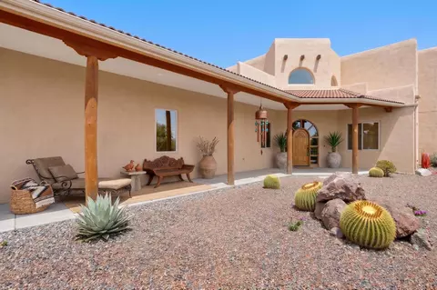 7 Pinon Grande, Edgewood, NM 87015
