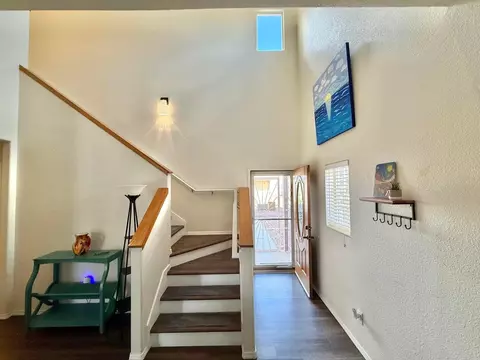 3324 Rio Fonda SW, Albuquerque, NM 87121