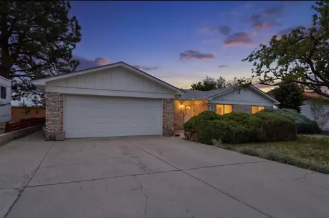 9912 Dorothy Pl NE, Albuquerque, NM 87111