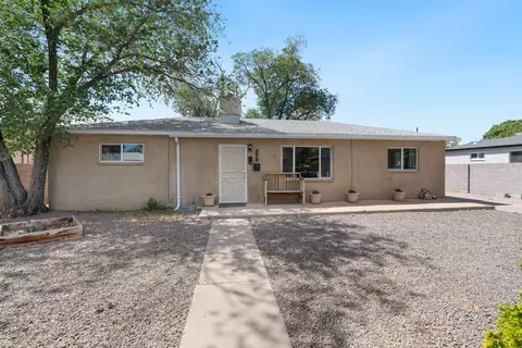 2705 Garcia St NE, Albuquerque, NM 87112