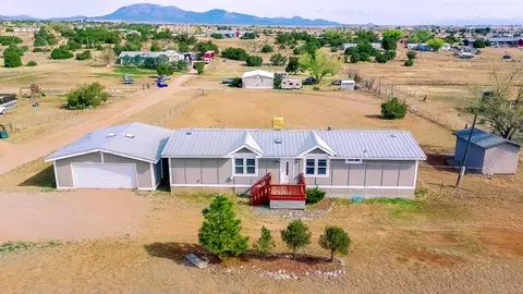 51 A Park Rd, Edgewood, NM 87015