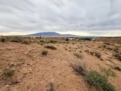 3102 Idalia Rd NE, Rio Rancho, NM 87144