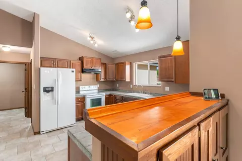Kitchen - 22 Venado Loop, Edgewood, NM 87015 photo 1 of 6