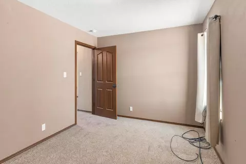 Bedroom - 22 Venado Loop, Edgewood, NM 87015 photo 4 of 6