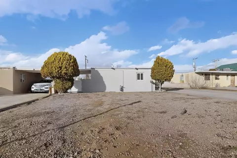 5105 Comanche Rd NE, Albuquerque, NM 87110