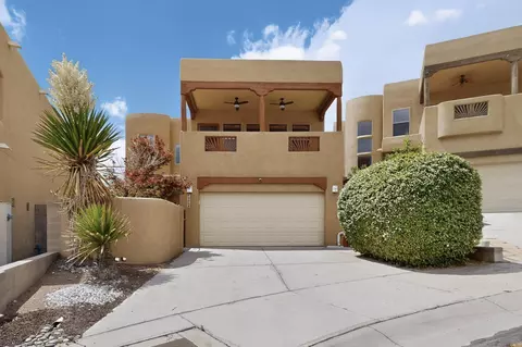 5004 Mirada Ct NW, Albuquerque, NM 87120