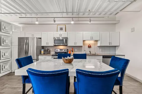524 Central Ave SW #407, Albuquerque, NM 87102
