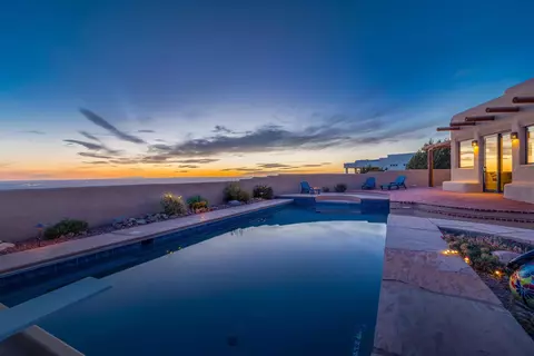 85 Overlook Dr, Placitas, NM 87043