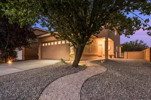 4820 Hayden Pl NW, Albuquerque, NM 87120