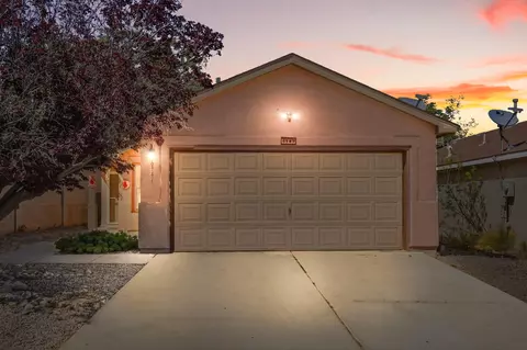 6147 Park South Pl NW, Albuquerque, NM 87114