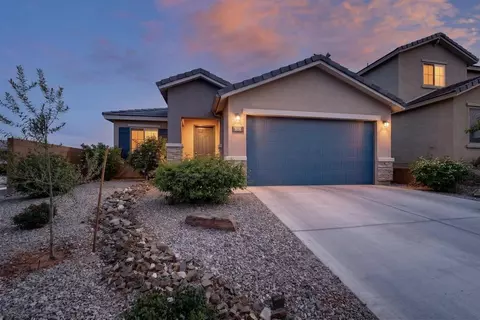3131 Farragut St NE, Rio Rancho, NM 87144