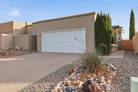 6856 Kelly Ann Rd NE, Albuquerque, NM 87109