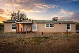 51 Peaceful Dr, Edgewood, NM 87015