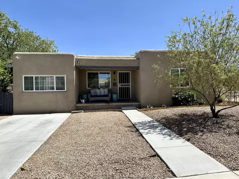 1900 Anderson Pl SE, Albuquerque, NM 87108