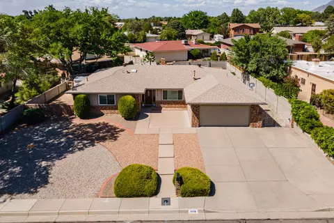 8109 Northridge Ave NE, Albuquerque, NM 87109