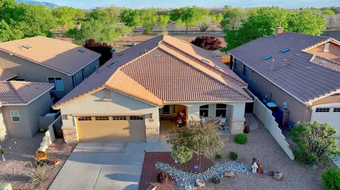 1078 Prairie Zinnia Dr, Bernalillo, NM 87004