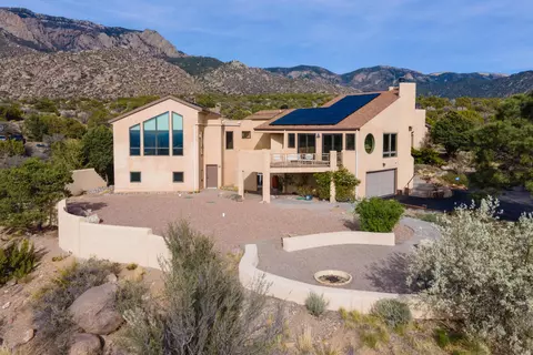 309 Big Horn Ridge Dr NE, Albuquerque, NM 87122