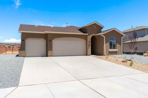 3730 Santa Fe Trl SW, Los Lunas, NM 87031