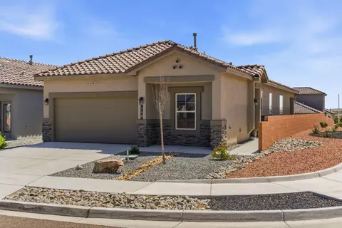 748 Amatista Loop SE, Rio Rancho, NM 87124
