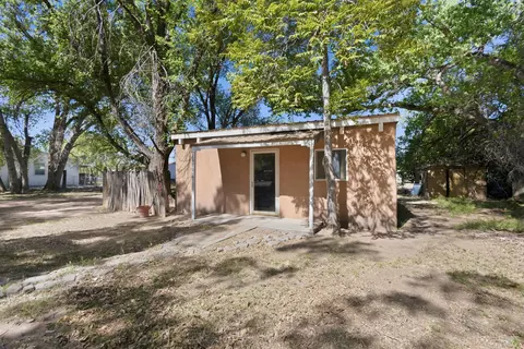 2070 Eldorado Loop, Bosque Farms, NM 87068