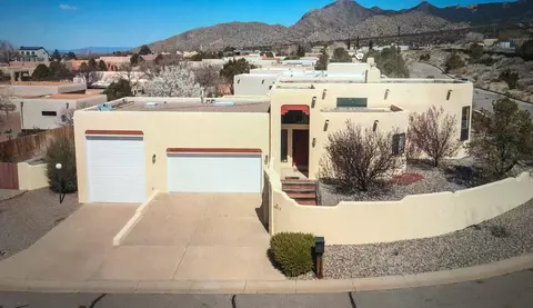 2873 Brushwood St NE, Albuquerque, NM 87122
