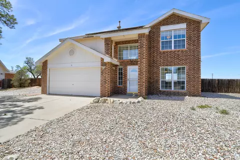 11 Apache Plume Rd, Los Lunas, NM 87031