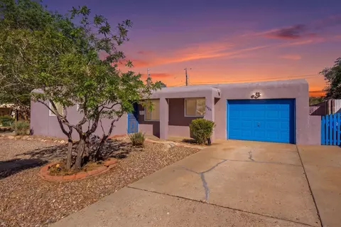 9425 Parsifal Pl NE, Albuquerque, NM 87111