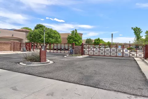 5201 Ancala Ln NE, Albuquerque, NM 87111