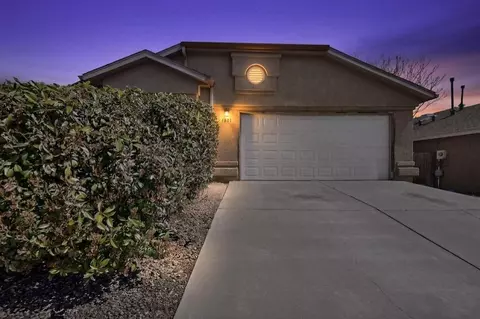 10811 Roan Ave SW, Albuquerque, NM 87121