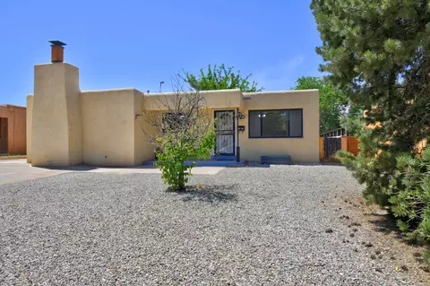 1833 Illinois St NE, Albuquerque, NM 87110