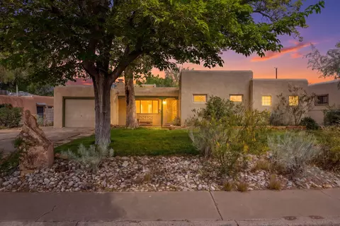 4605 Haines Ave NE, Albuquerque, NM 87110