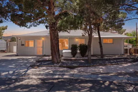 9516 Cordova Ave NE, Albuquerque, NM 87112