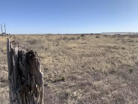 E Clements Road, Mcintosh, NM 87032